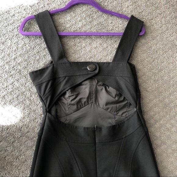 Nanette Lepore cut out back dress, size 4 - Picture 4 of 6